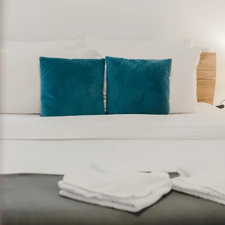 Lovely Penthouse In St Paul's By Homely