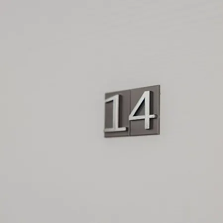 Lovely Penthouse In St Paul's By Homely Apartment *