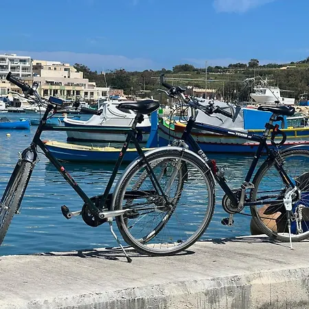 Lovely Penthouse In St Paul's By Homely Apartament St. Paul's Bay