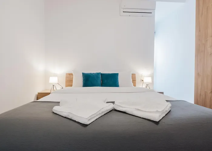 Lovely Penthouse In St Paul's By Homely 公寓 *