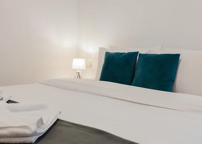 公寓 Lovely Penthouse In St Paul's By Homely *