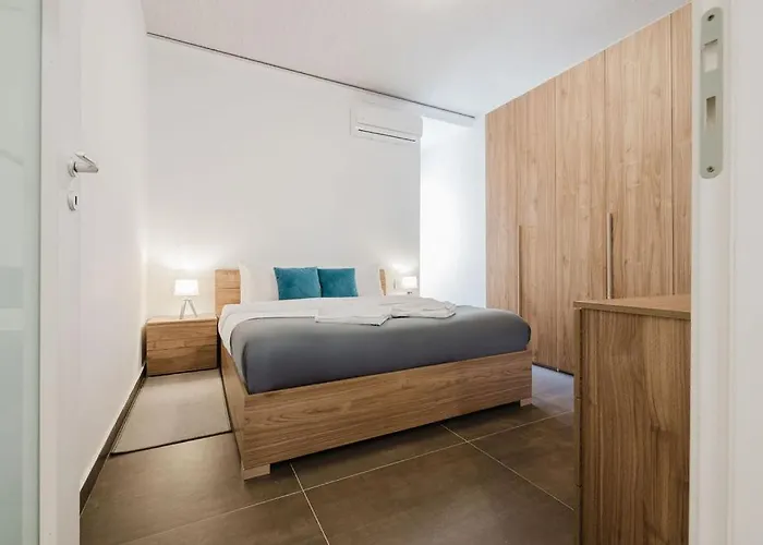 公寓 Lovely Penthouse In St Paul's By Homely