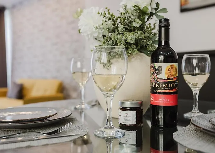 Lovely Penthouse In St Paul's By Homely *