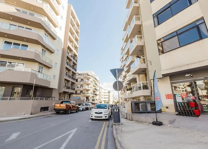 Lovely Penthouse In St Paul's By Homely 公寓